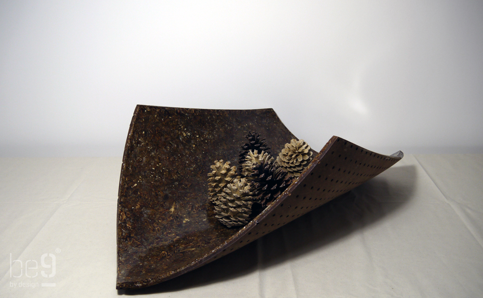 Larch cone chip bowl with pinecones