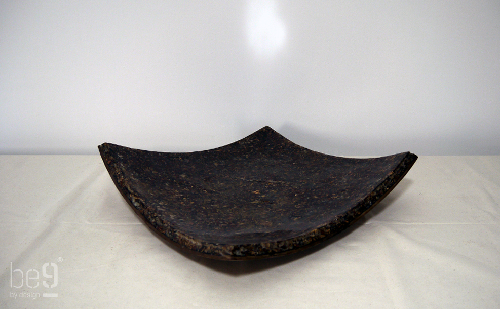 Square shaped Scots Pine chip bowl with Pinecones